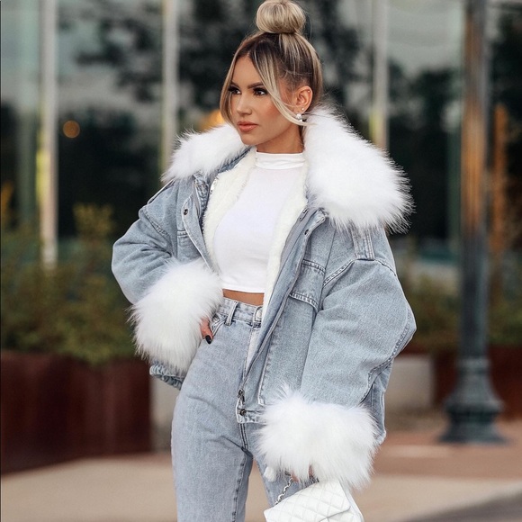 🌷 Meet your seller 🌷 - Picture 14 of 16